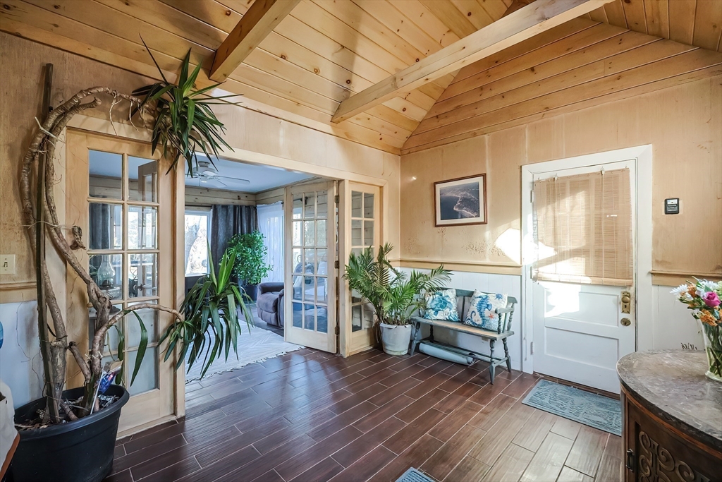 110 Acushnet Rd