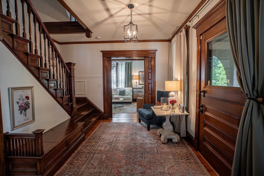 37 Pineywoods Ave, Springfield, MA, 37 Pineywoods Ave, Springfield, MA Photo #6