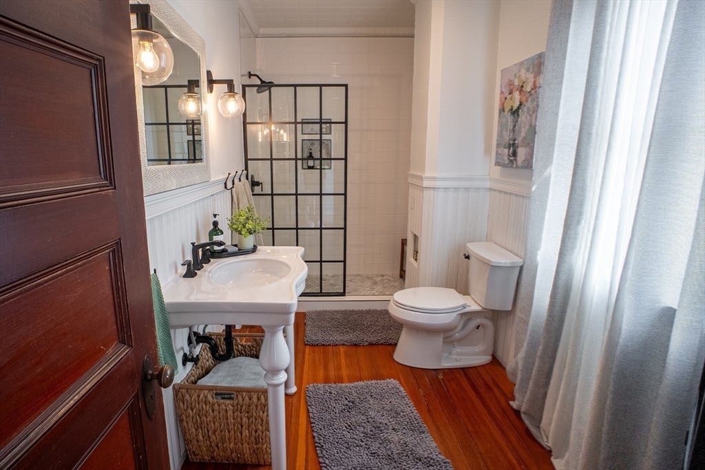 37 Pineywoods Ave, Springfield, MA, 37 Pineywoods Ave, Springfield, MA Photo #28