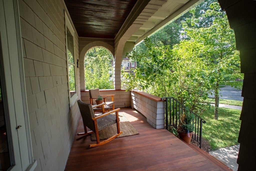 37 Pineywoods Ave, Springfield, MA, 37 Pineywoods Ave, Springfield, MA Photo #3