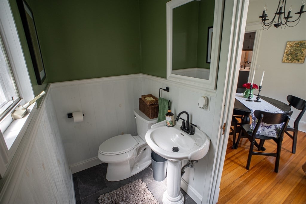 37 Pineywoods Ave, Springfield, MA, 37 Pineywoods Ave, Springfield, MA Photo #10