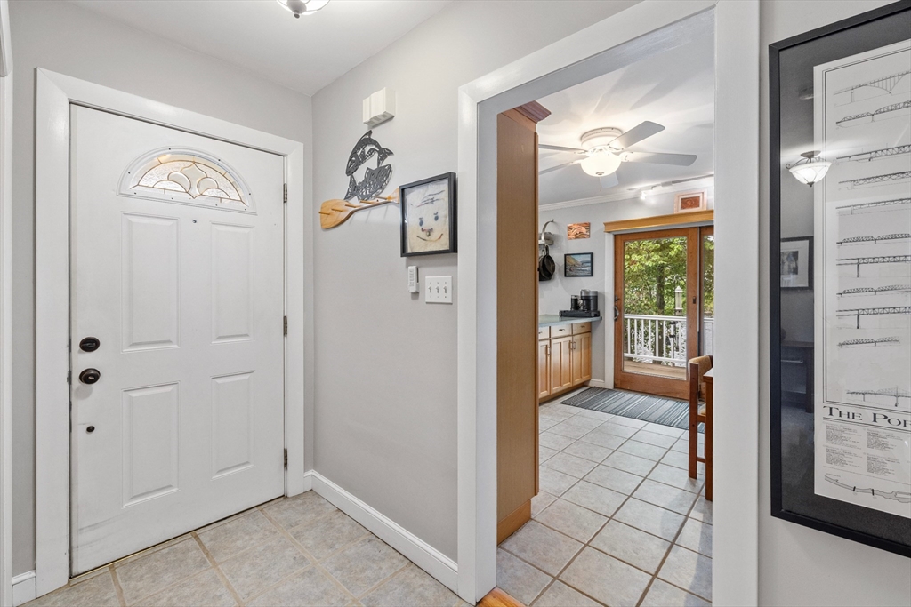 24 Log Cabin Road