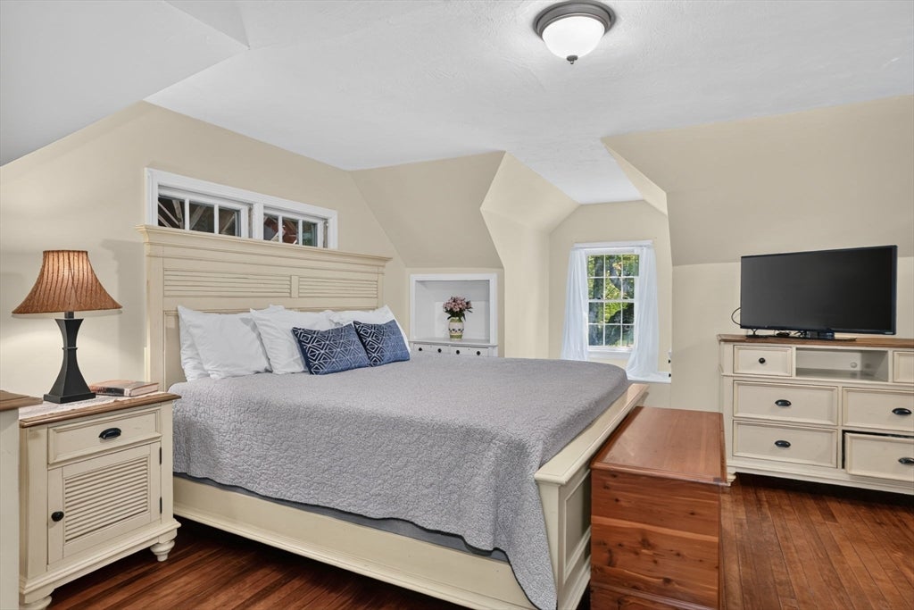 141 Holliston St, Medway, MA Photo #17
