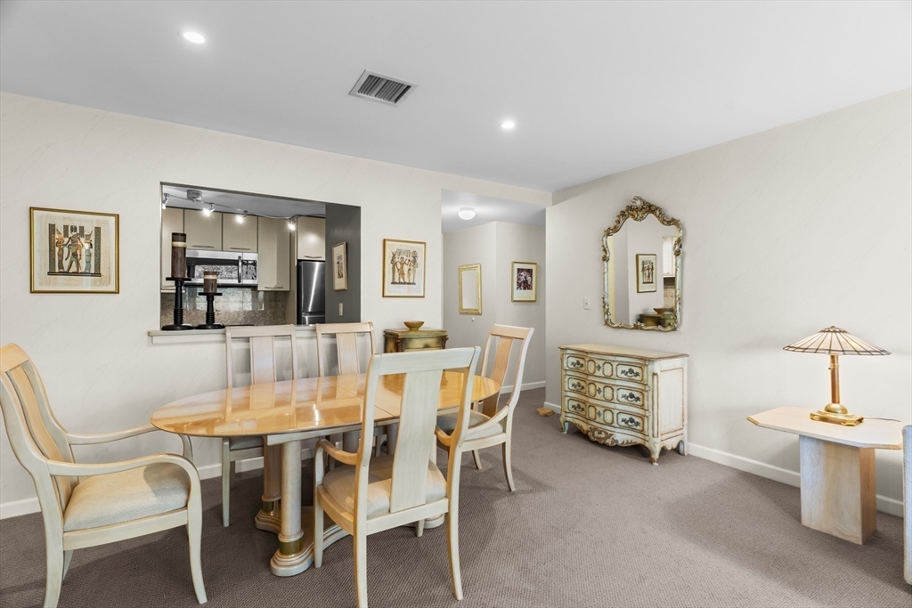 1 Watermill Pl 316