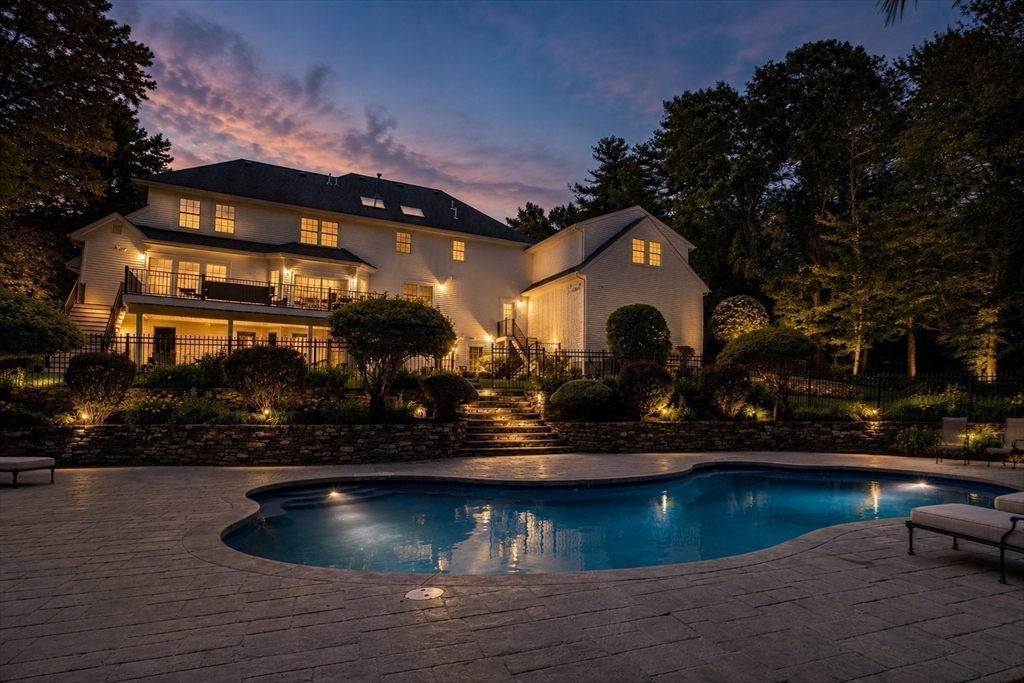 2 Eden Cir