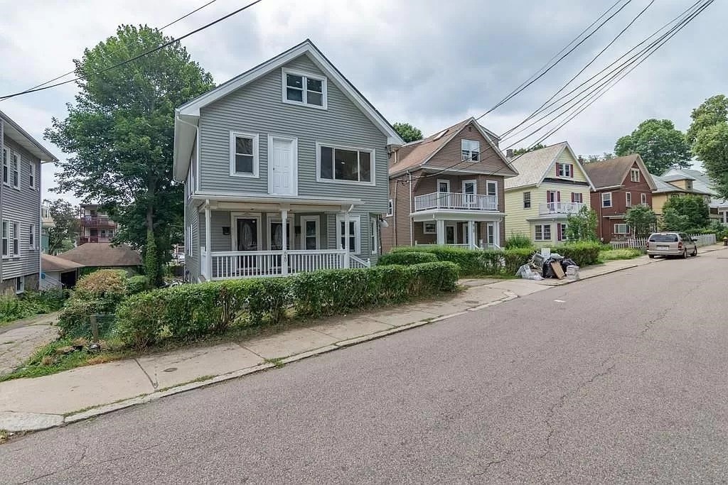 620 South St