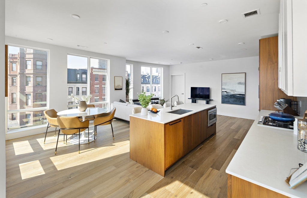 566 Columbus Ave 405