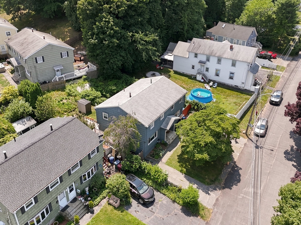 633 E Merrimack St 633