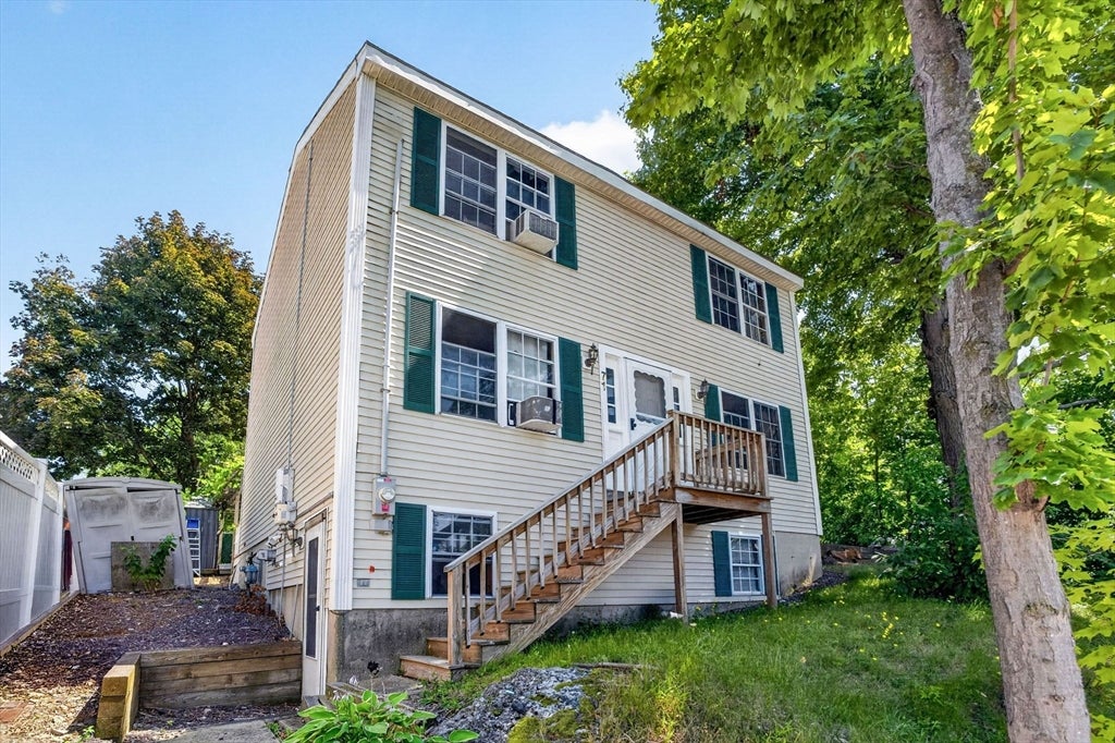 Photo of 71 Hichborn St, Revere, MA