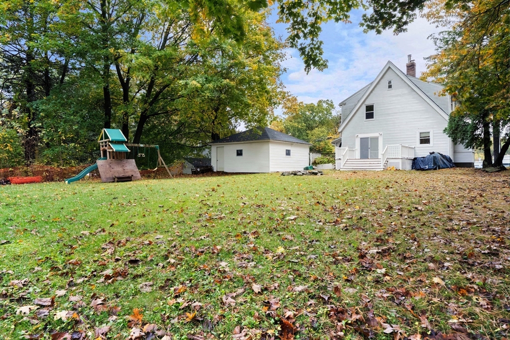 589 Sunderland Rd
