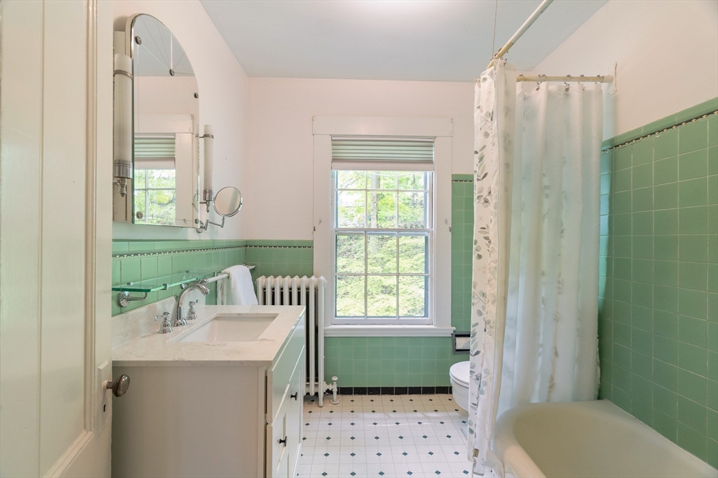 36 Maple Ave, Newton, MA, 36 Maple Ave, Newton, MA Photo #14