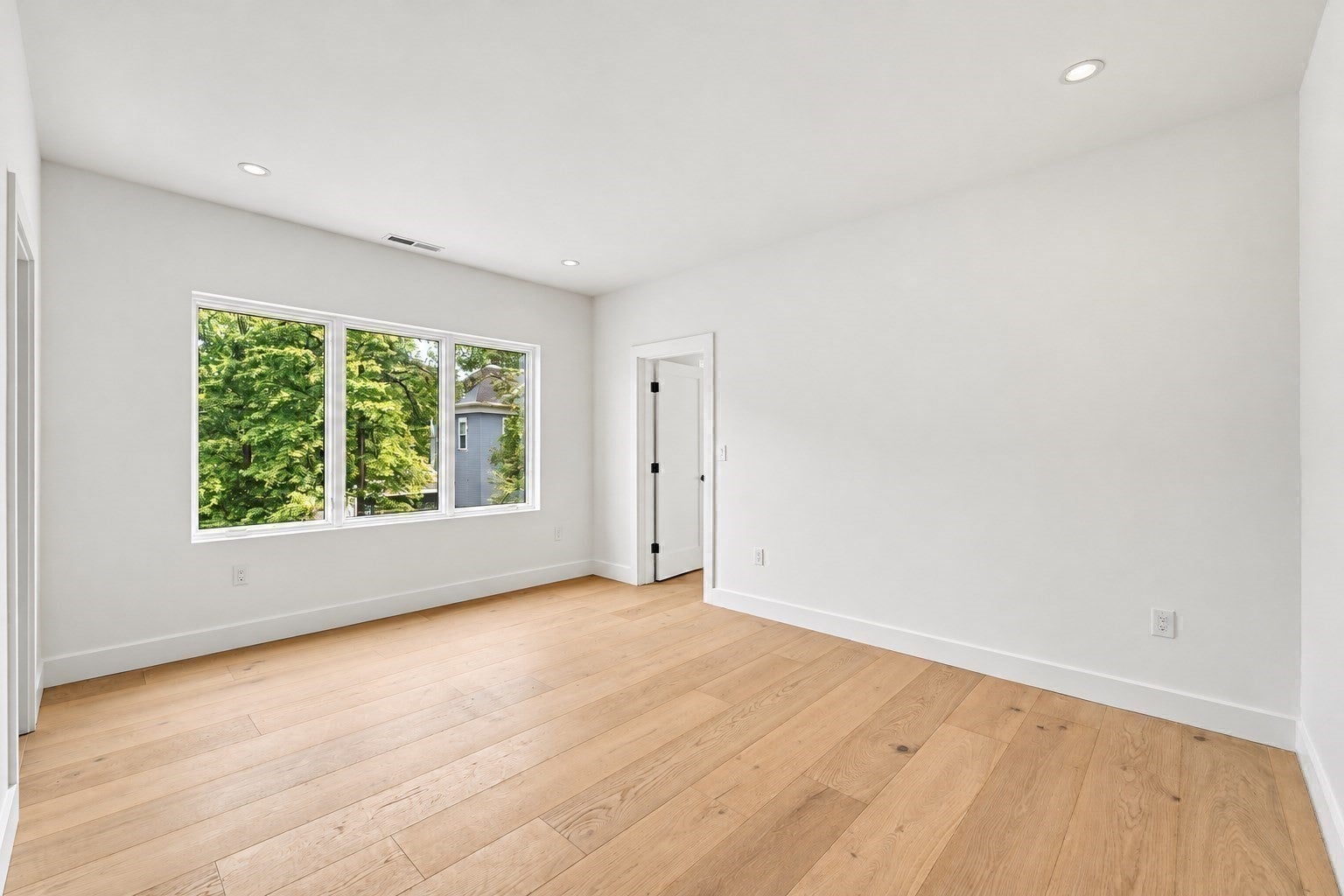 25 Kenyon St, Newton, MA, 25 Kenyon St, Newton, MA Photo #17