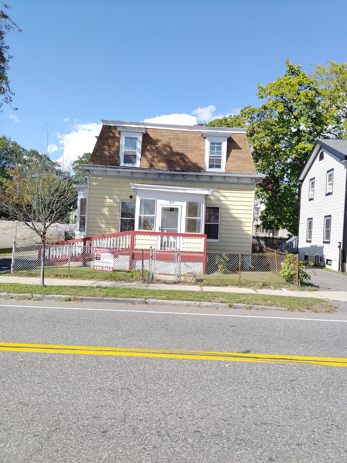 Photo of 24 Bay St, Springfield, MA