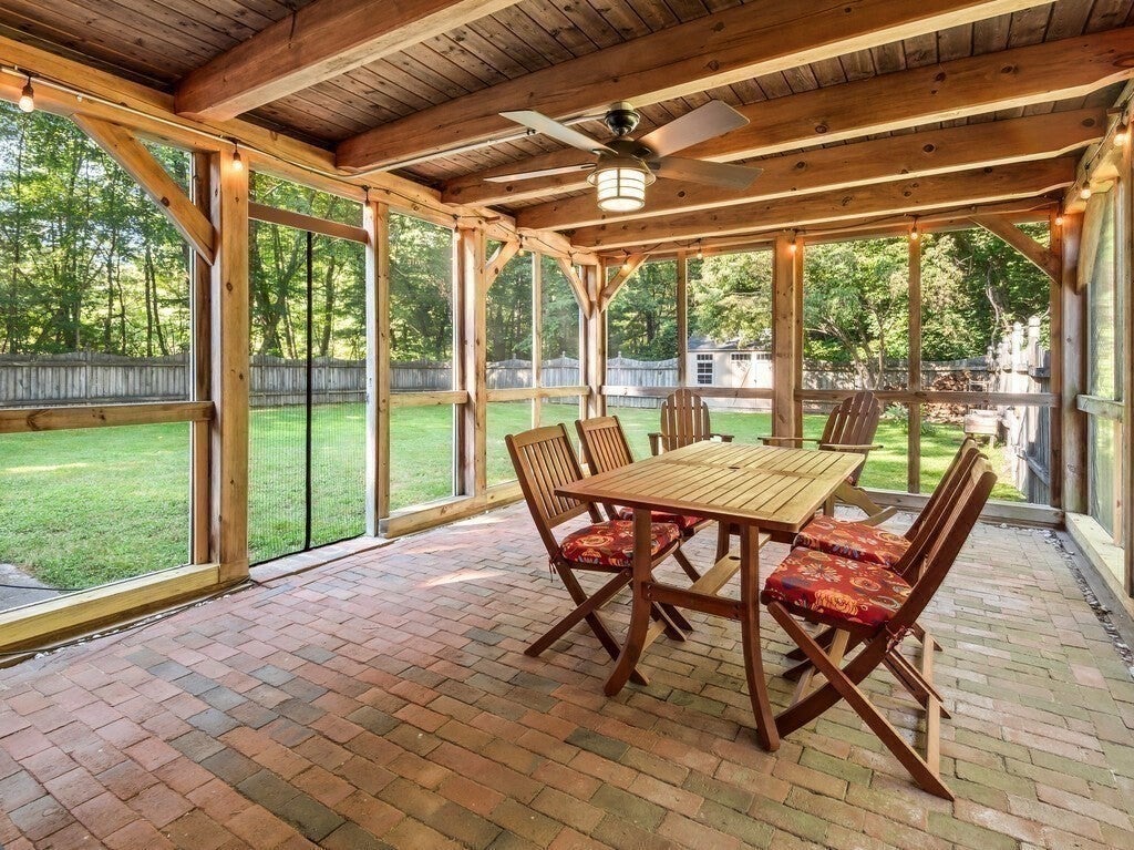 69 Walnut St, Upton, MA Photo #18