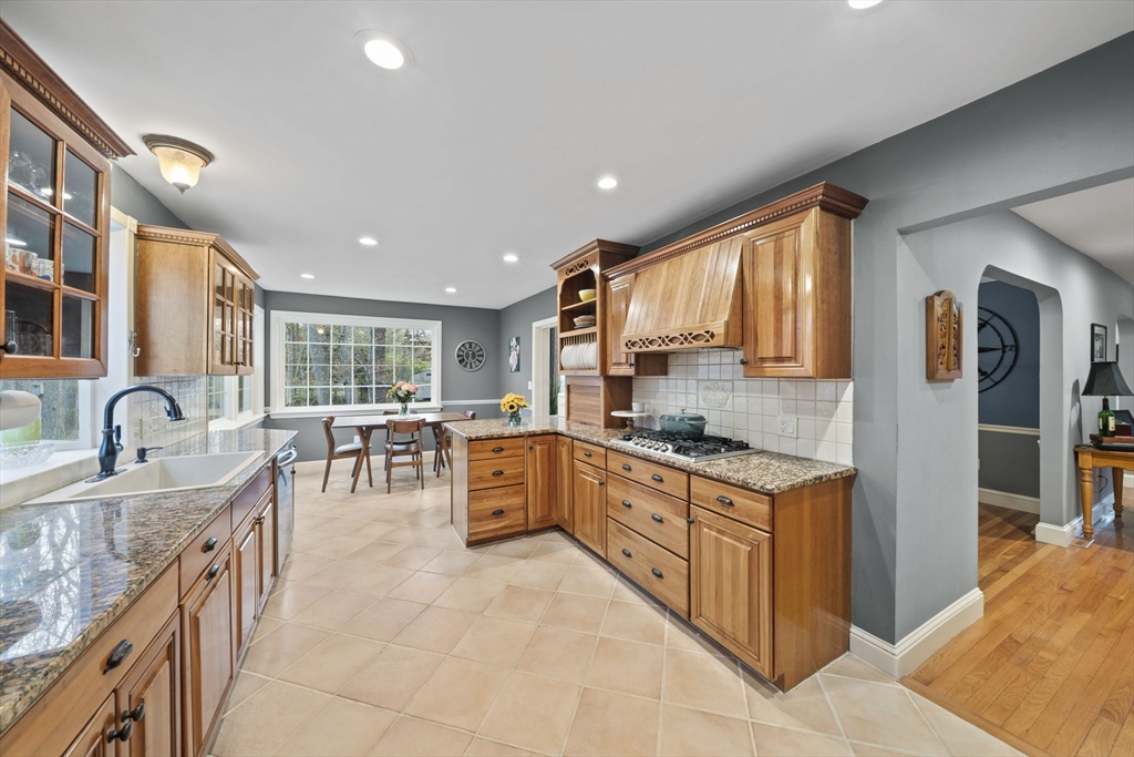 30 Mallard Dr