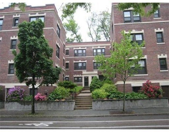 590 Washington St #2, Brookline, MA, 590 Washington St #2, Brookline, MA Photo #1