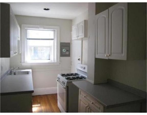 590 Washington St #2, Brookline, MA, 590 Washington St #2, Brookline, MA Photo #3