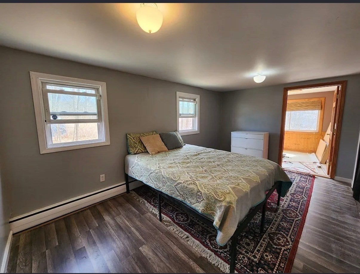 47 Lakeside Ave, Webster, MA, 47 Lakeside Ave, Webster, MA Photo #9