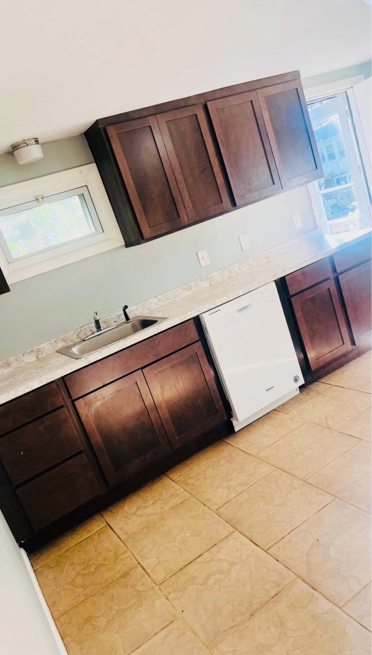 47 Lakeside Ave, Webster, MA, 47 Lakeside Ave, Webster, MA Photo #18