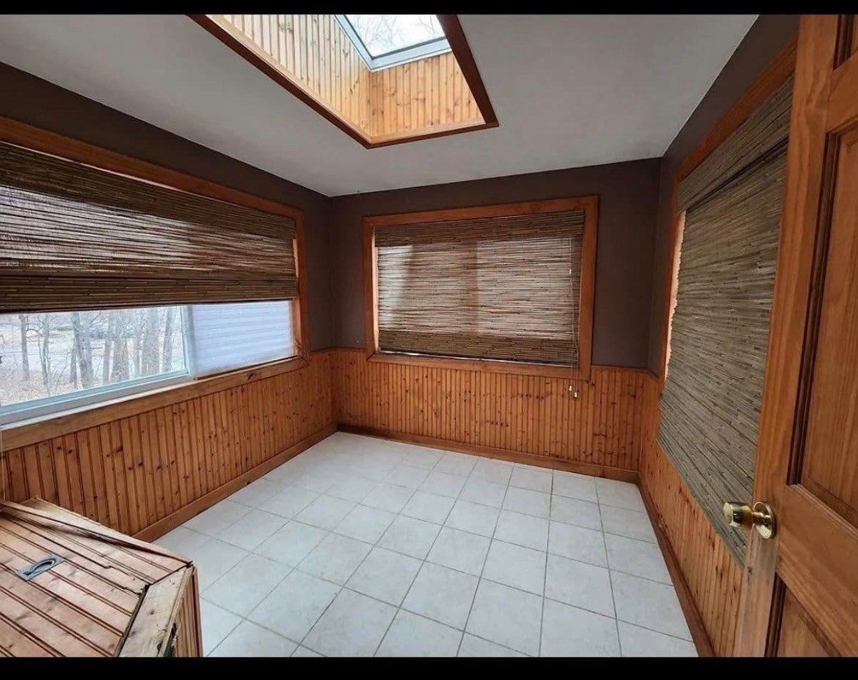 47 Lakeside Ave, Webster, MA, 47 Lakeside Ave, Webster, MA Photo #10
