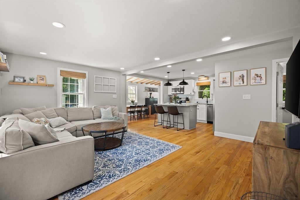 66 Center St, Raynham, MA, 66 Center St, Raynham, MA Photo #3