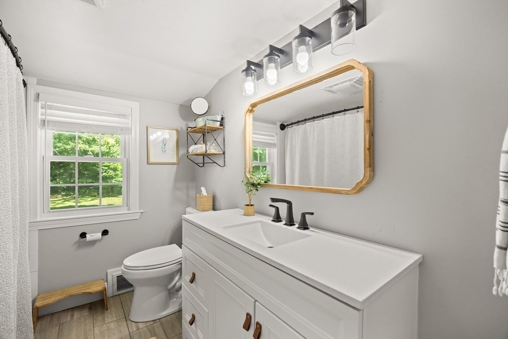 66 Center St, Raynham, MA, 66 Center St, Raynham, MA Photo #15