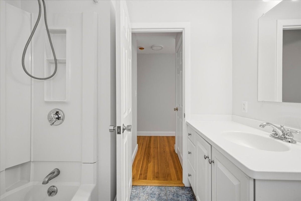 17 Madison Avenue #17, Newton, MA, 17 Madison Avenue #17, Newton, MA Photo #20
