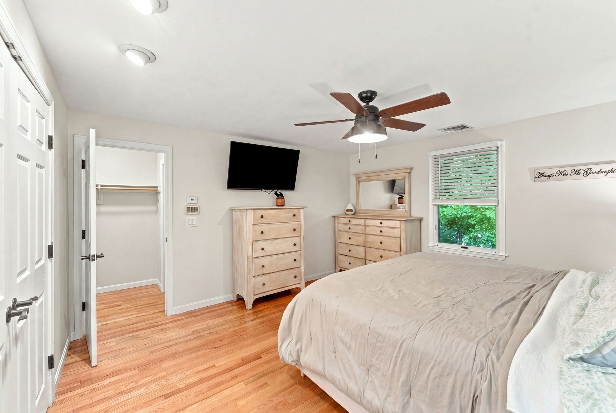 100 Spring Water Dr, Woonsocket, RI, 100 Spring Water Dr, Woonsocket, RI Photo #21