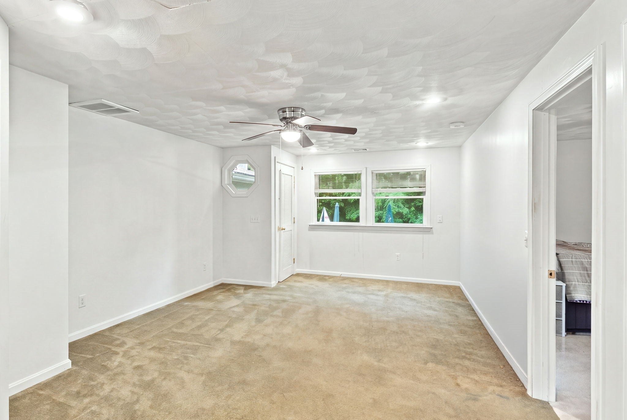 100 Spring Water Dr, Woonsocket, RI, 100 Spring Water Dr, Woonsocket, RI Photo #27