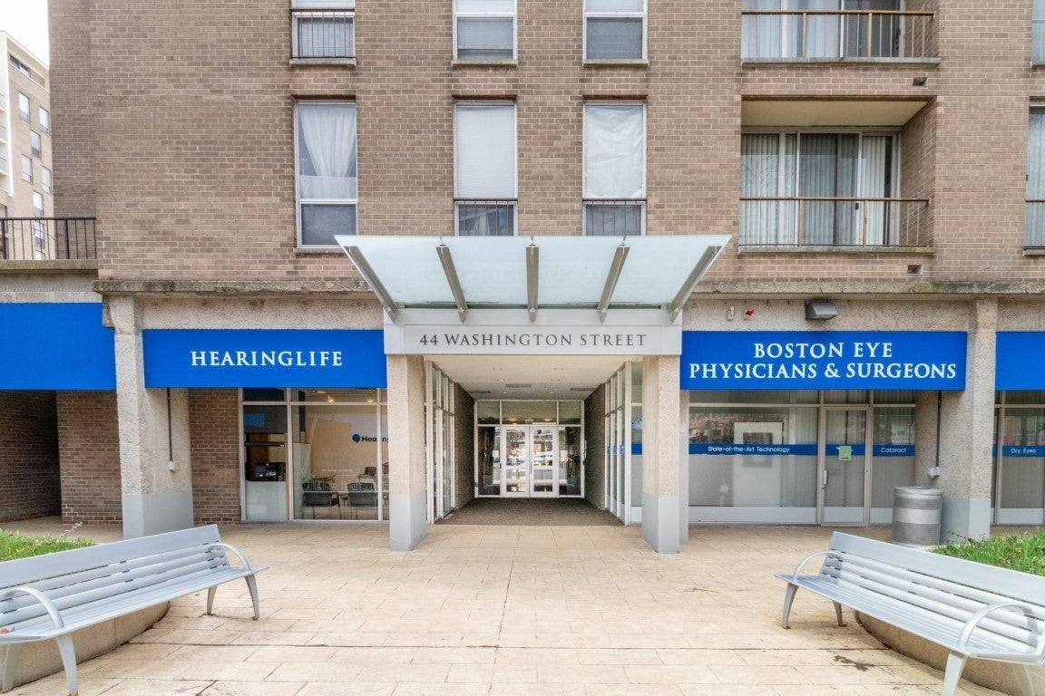 44 Washington St 206, Brookline MA 02445