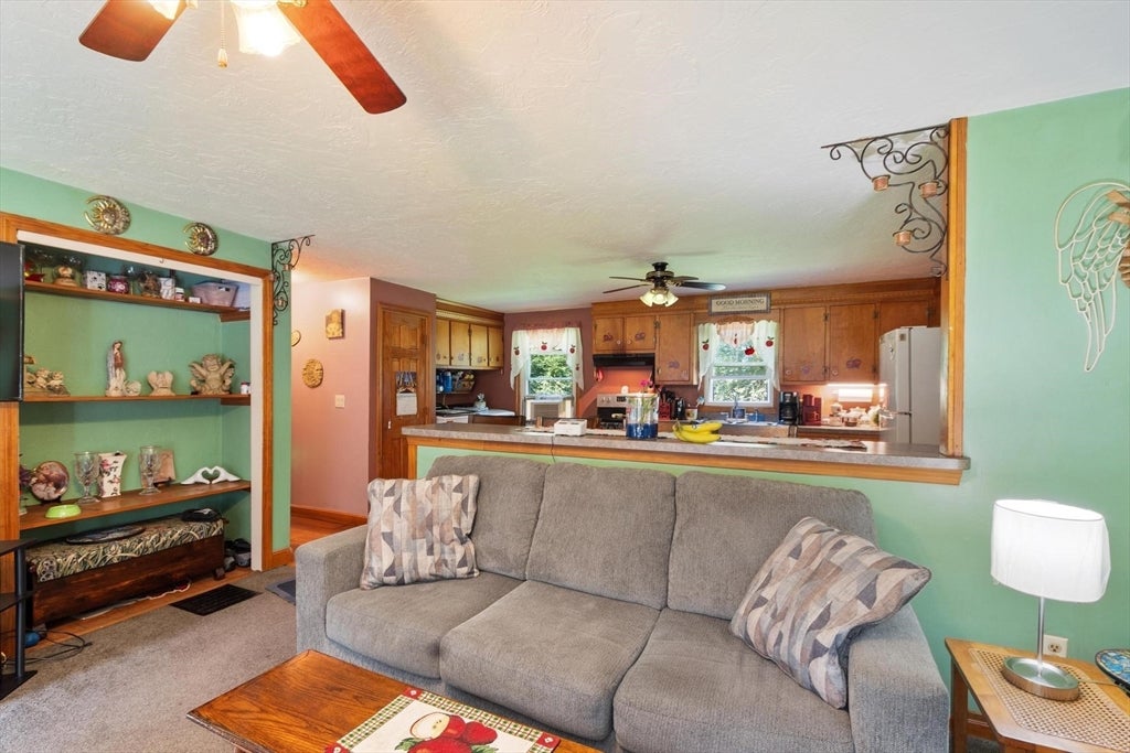58 Mcintyre Rd, Oxford, MA, 58 Mcintyre Rd, Oxford, MA Photo #13