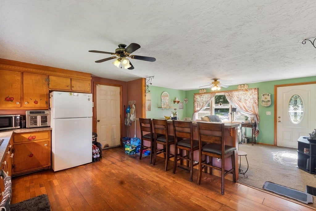 58 Mcintyre Rd, Oxford, MA, 58 Mcintyre Rd, Oxford, MA Photo #4