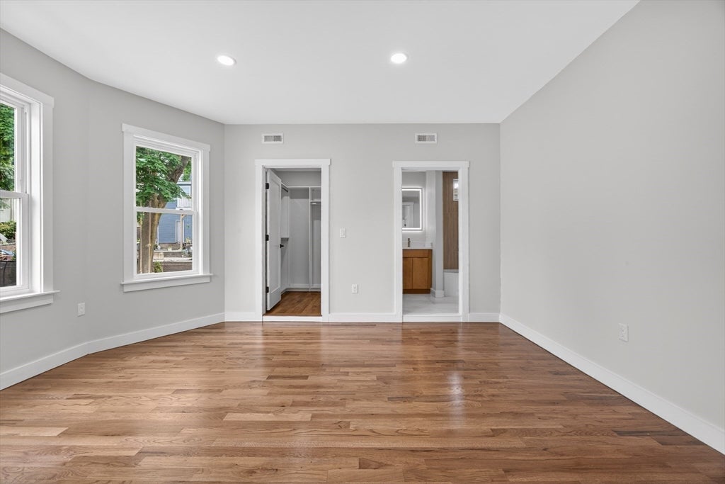 21 Hutchinson ST, Winthrop, MA Photo #22