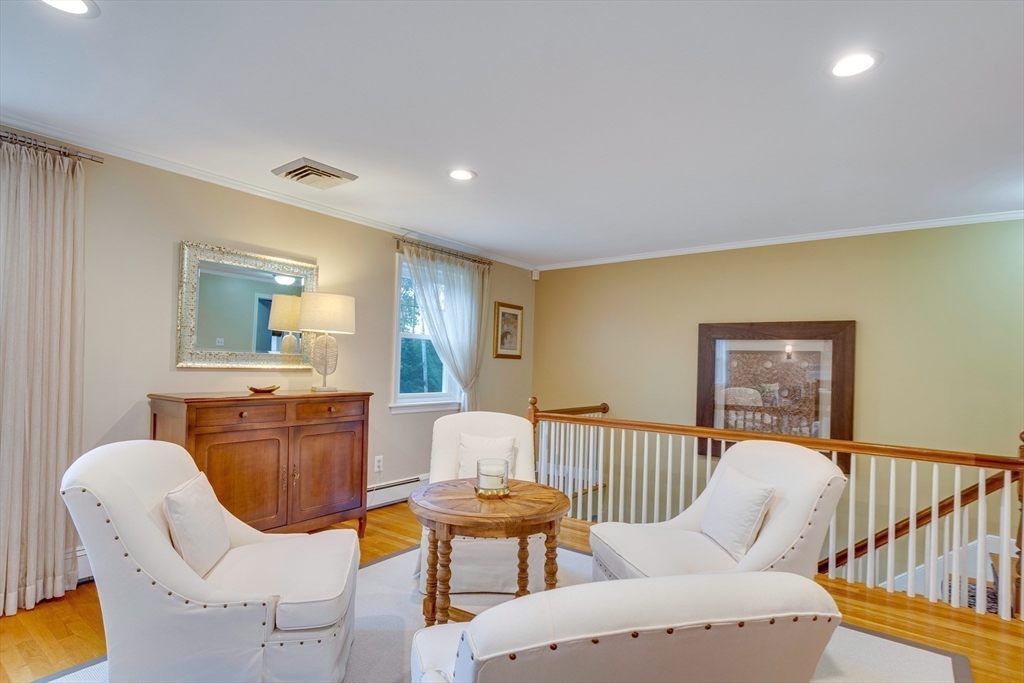 29 Pilgrim Dr