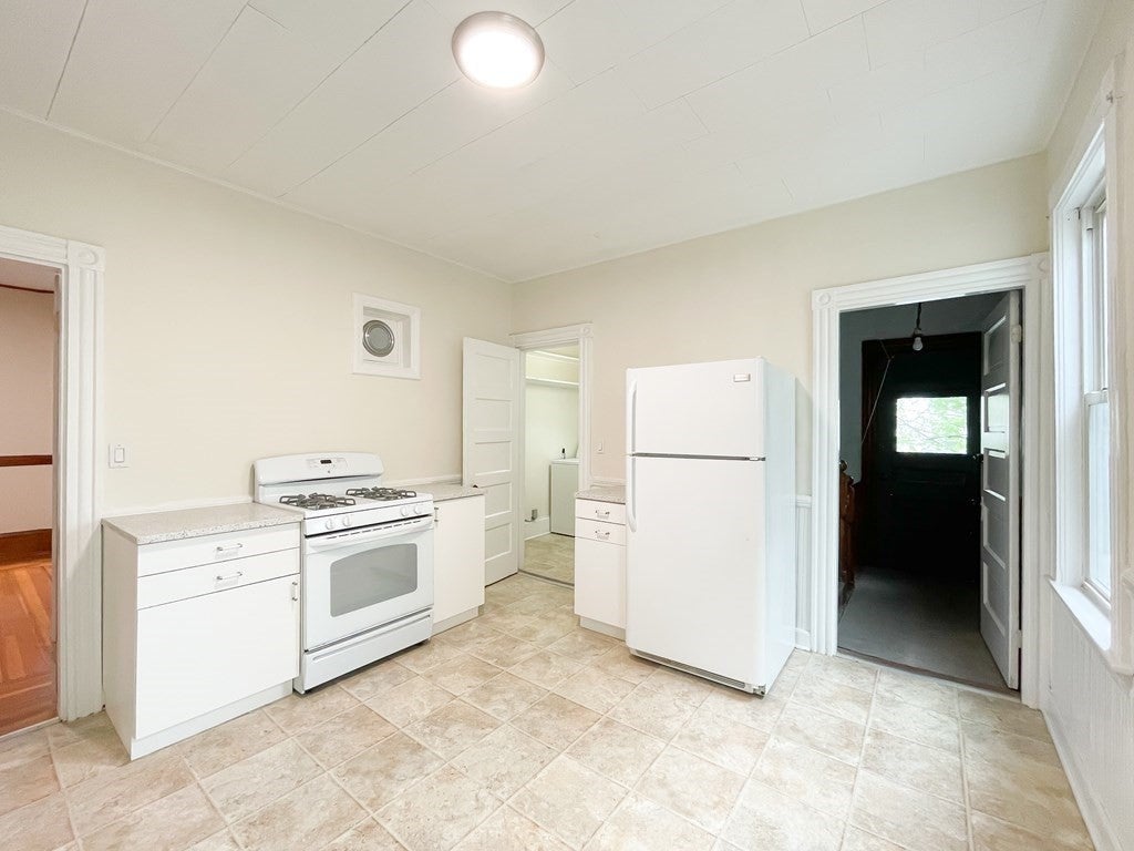 22 Gibson St #2, Boston, MA, 22 Gibson St #2, Boston, MA Photo #3