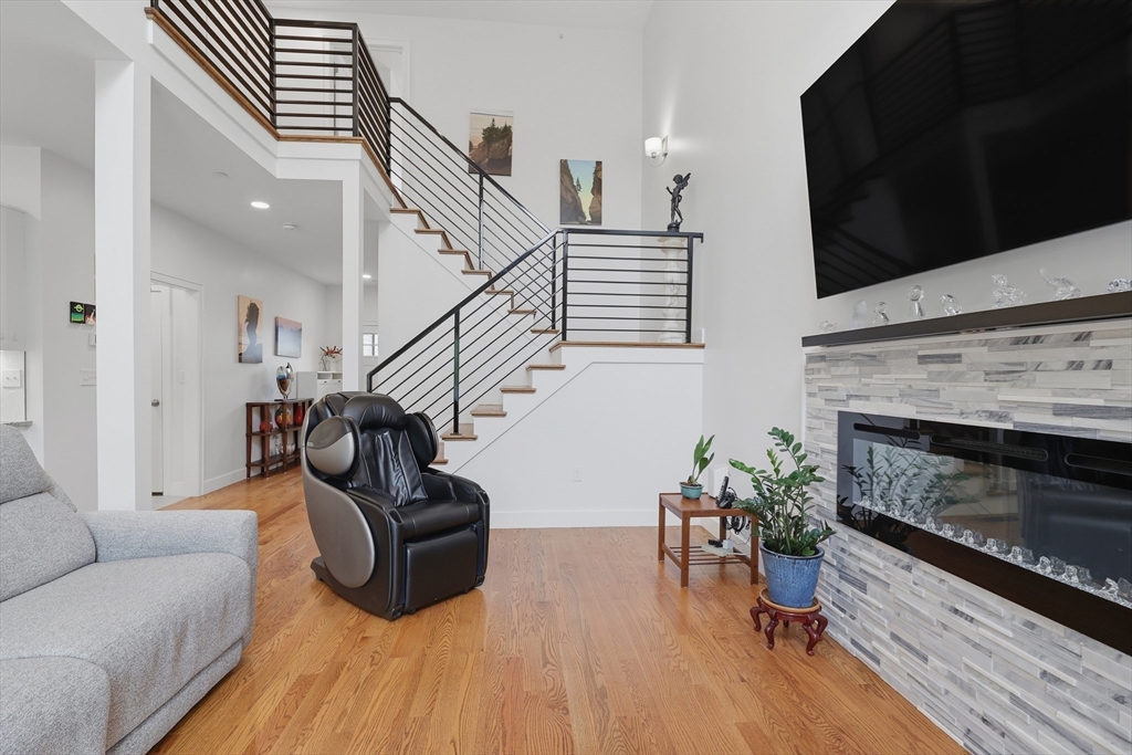 13 Paddock Ln 13