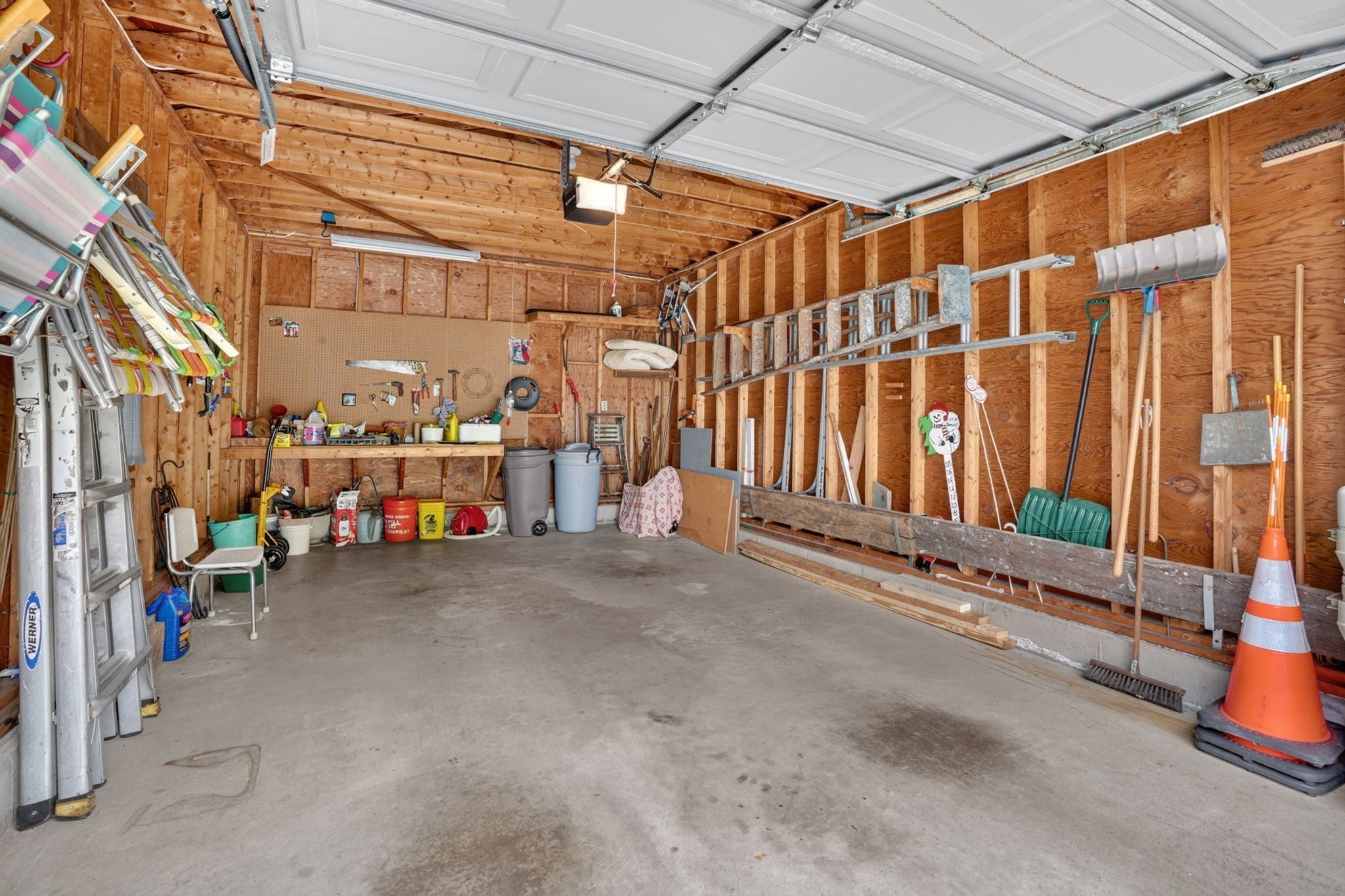 1025 Cherokee St, New Bedford, MA, 1025 Cherokee St, New Bedford, MA Photo #29