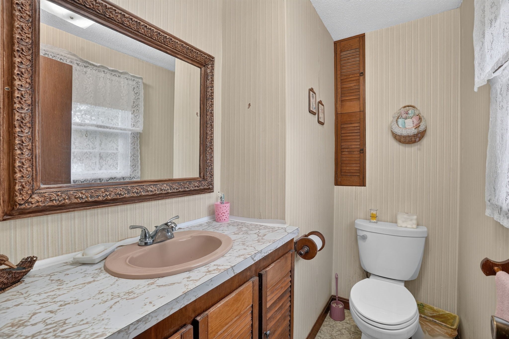 1025 Cherokee St, New Bedford, MA, 1025 Cherokee St, New Bedford, MA Photo #15