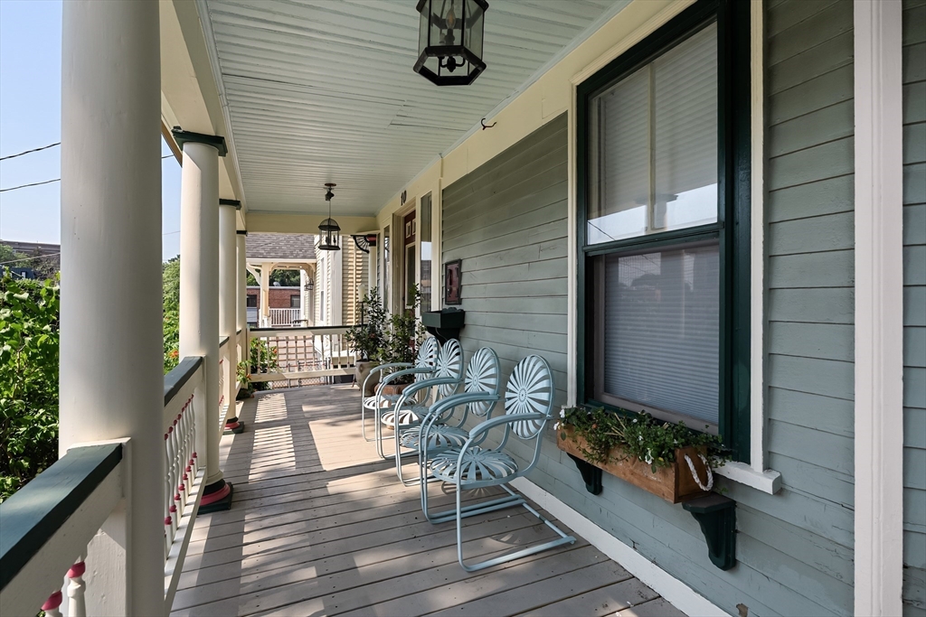 10 Dewolf St 2
