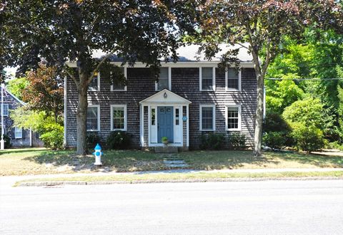 Photo of 49 Locust St #2nd Flr, Falmouth, MA 02540 (MLS # 73442028) Photo of 49 Locust St #2nd Flr, Falmouth, MA 02540 (MLS # 73442028)