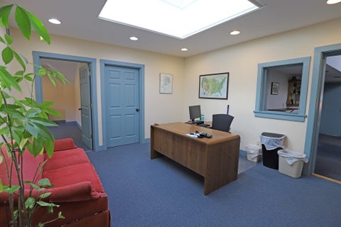 Photo of 49 Locust St #2nd Flr, Falmouth, MA 02540 (MLS # 73442028)