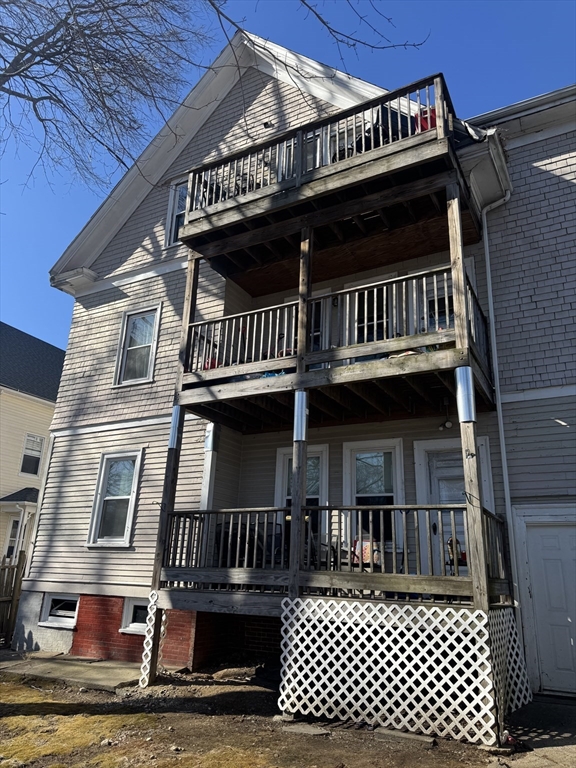 10 John St