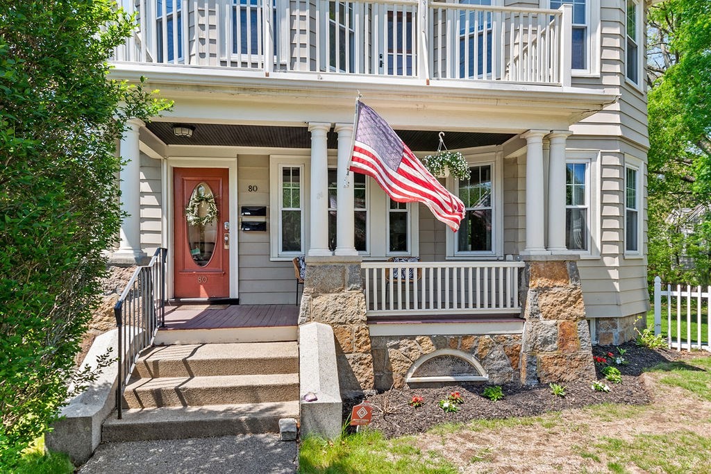 80 Pleasant St 1