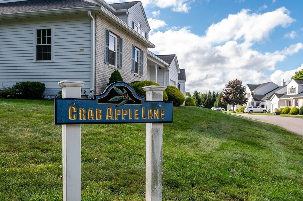 10 Crab Apple Lane #10, Franklin, MA, 10 Crab Apple Lane #10, Franklin, MA Photo #6