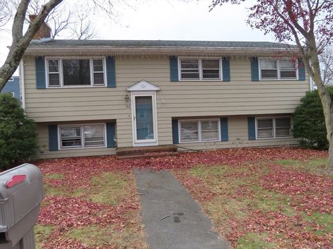 Photo of 52 Hesper St, Saugus, MA 01906 (MLS # 73476396)