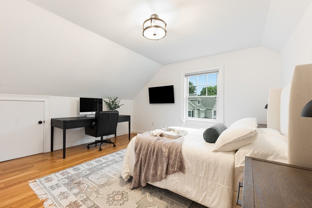 30 Farrow St, Winchester, MA Photo #23