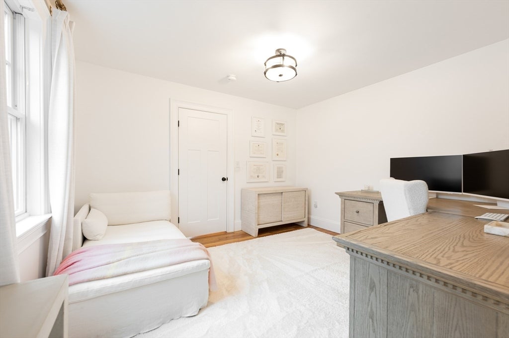 30 Farrow St, Winchester, MA Photo #22