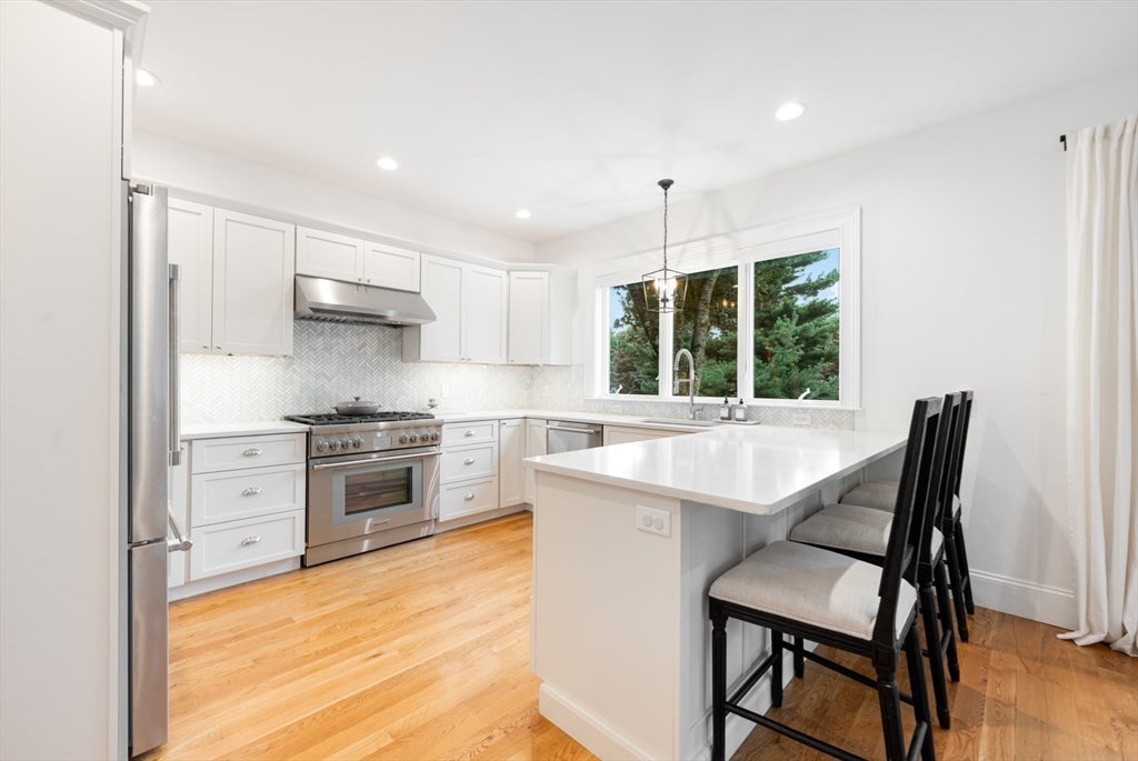 30 Farrow St, Winchester, MA Photo #10