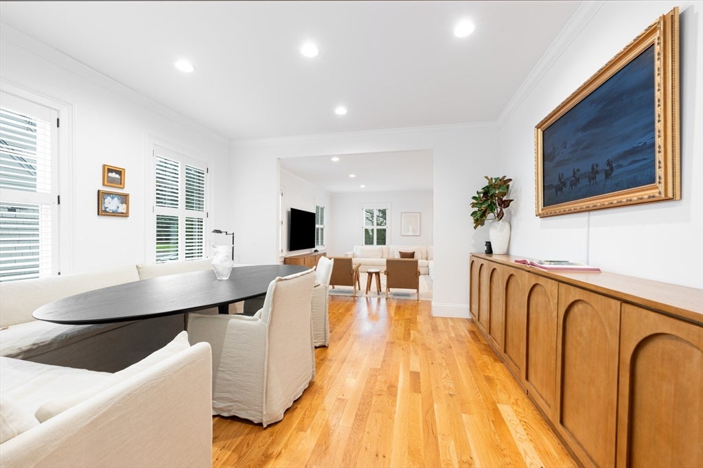 30 Farrow St, Winchester, MA Photo #6