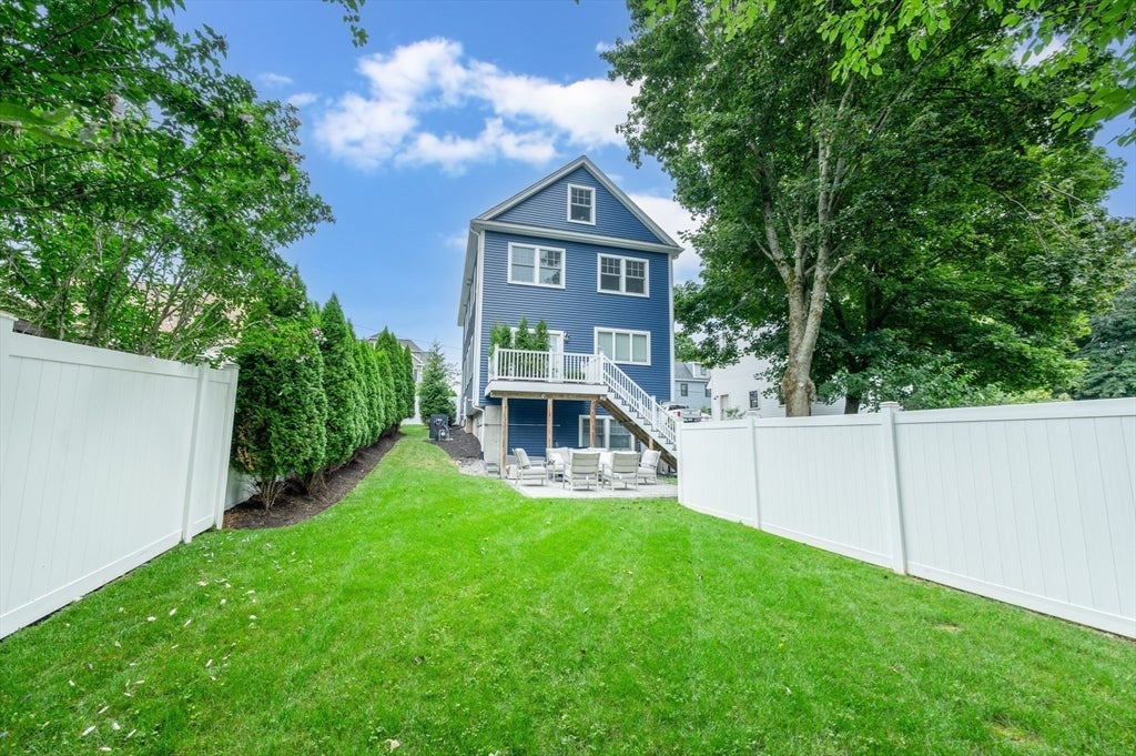 30 Farrow St, Winchester, MA Photo #32